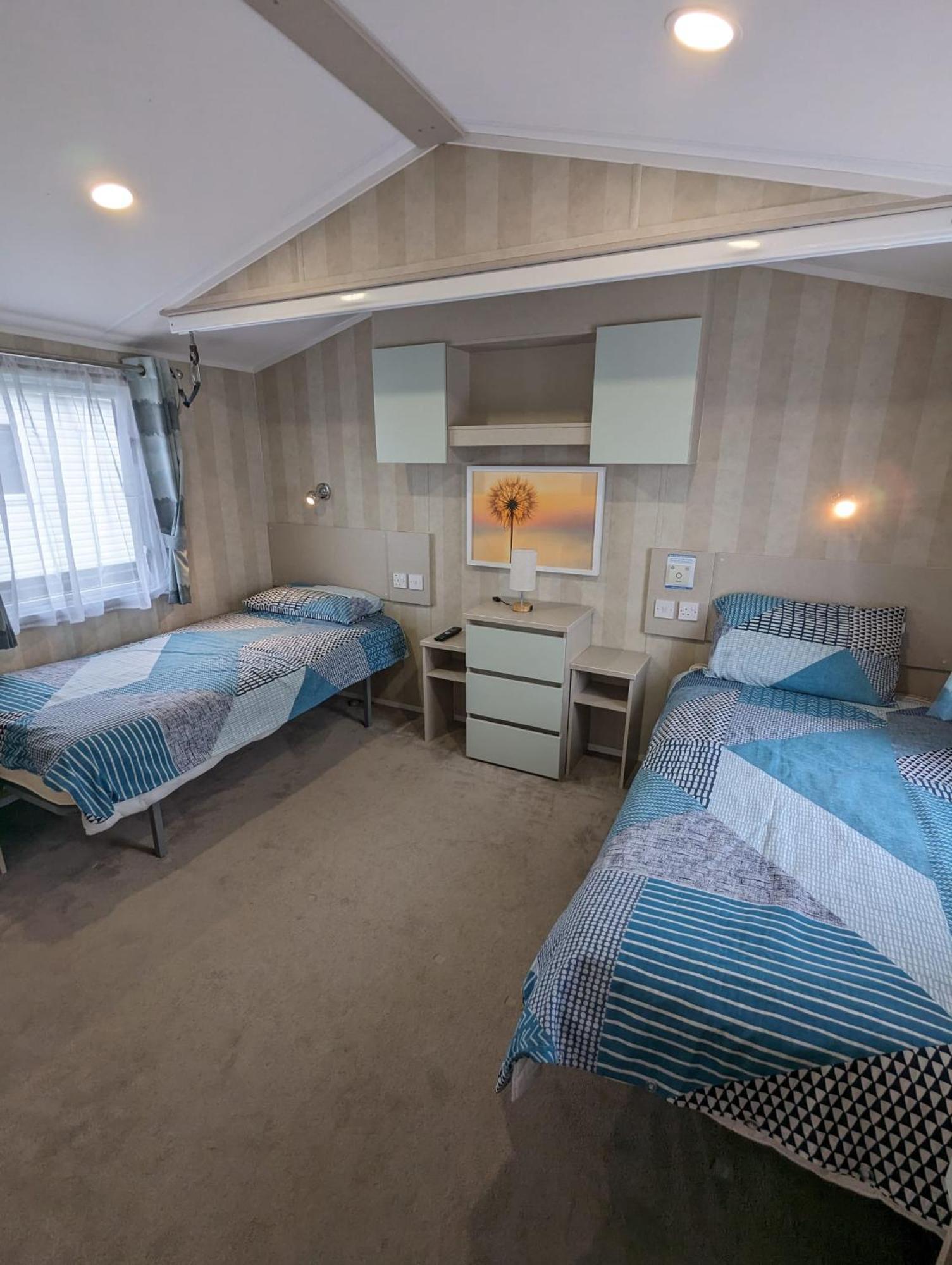 Accessible Friendly Modern Family Caravan Littlesea Haven Weymouth Wyke Regis Exterior photo
